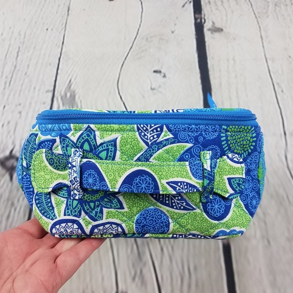 Vera Bradley Lunch Box - Picture 3 of 5